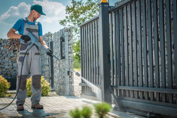 Why Choose Our Pressure Washing Services in Illinois